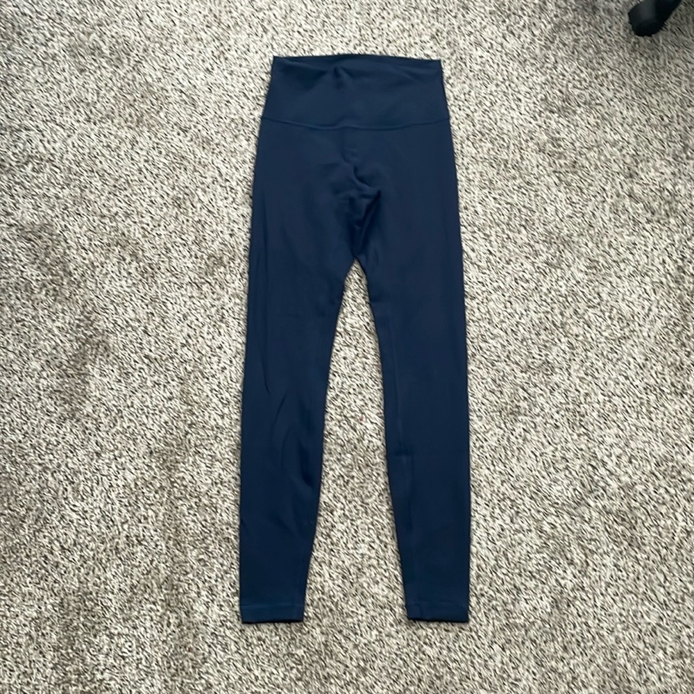 Lululemon Wunder Train 28” in True Navy